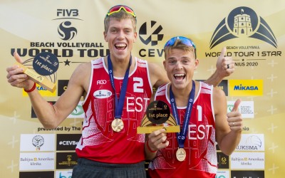 First World Tour Gold for Estonians and Italians